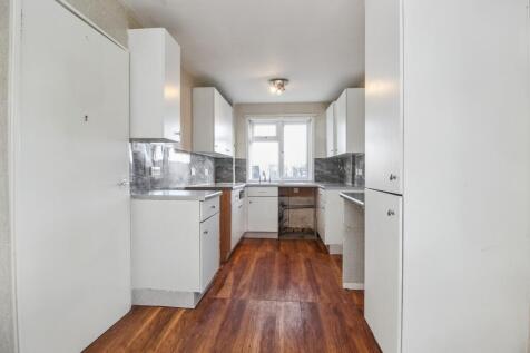 14 Heddon Walk, Hawkshead, Bradford, West Yorkshire, BD5 0TE