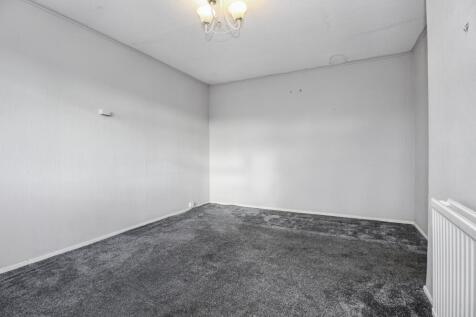 14 Heddon Walk, Hawkshead, Bradford, West Yorkshire, BD5 0TE