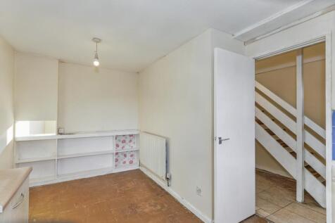 1 Sassoon Close, Wellingborough, Northamptonshire, NN8 3LR