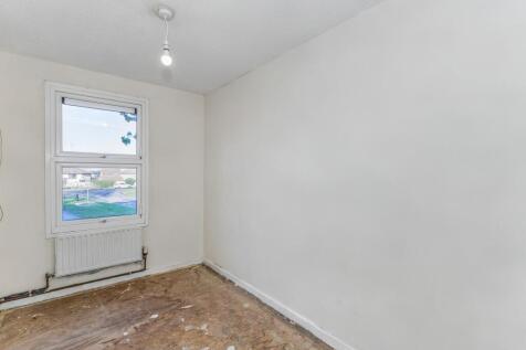 1 Sassoon Close, Wellingborough, Northamptonshire, NN8 3LR