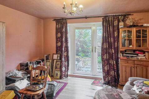 6 Keilder Close, Hillingdon, Uxbridge, UB10 0EU