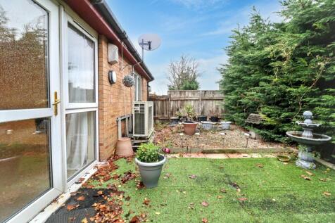 39 Middleton Avenue, Thornaby, Stockton-on-Tees, Cleveland, TS17 0HG