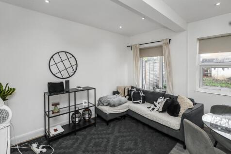 22 Rucklidge Avenue, Harlesden, London, NW10 4PS