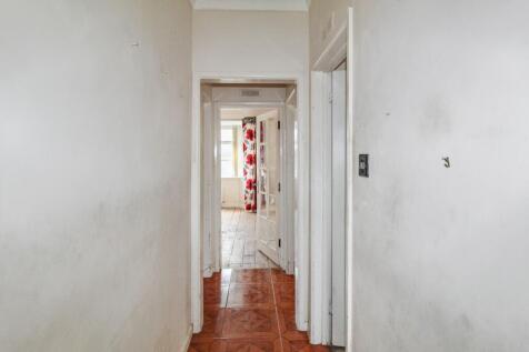 Flat 1, Greenlea, Keyhaven Road, Lymington, SO41 0QX