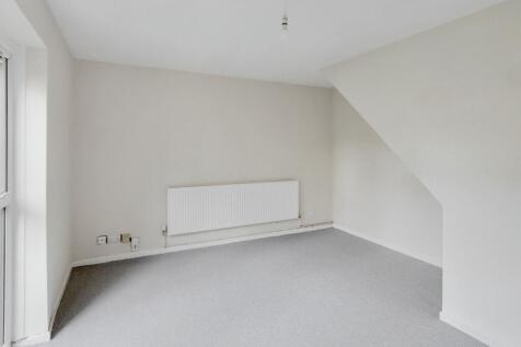 15 Brook Close, Bulwell, Nottingham, Nottinghamshire, NG6 8NL