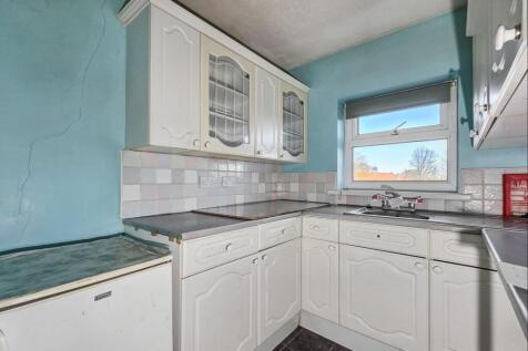 Flat 14 Jubilee Cottages 143-145 St. Andrews Road South Lytham St. Annes Lancashire, FY8 1YB