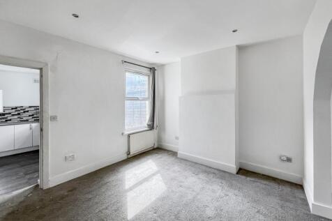 6 Orchard Villas, Cray Road, Sidcup, Kent, DA14 5DJ