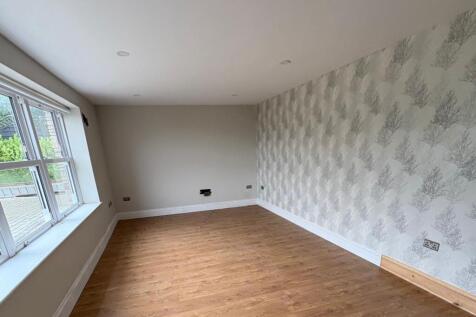 The Beeches, 26 Whalley Road, Wilpshire, Blackburn, BB1 9JT