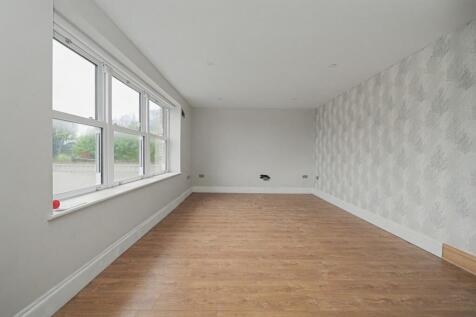 The Beeches, 26 Whalley Road, Wilpshire, Blackburn, BB1 9JT