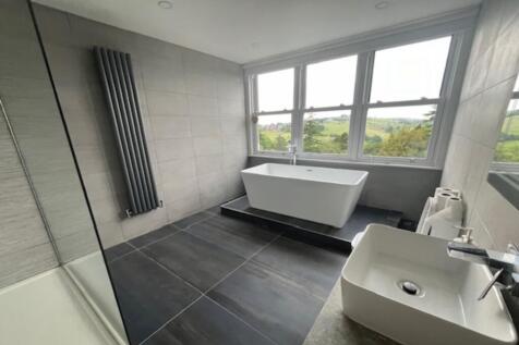 The Beeches, 26 Whalley Road, Wilpshire, Blackburn, BB1 9JT