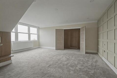 The Beeches, 26 Whalley Road, Wilpshire, Blackburn, BB1 9JT