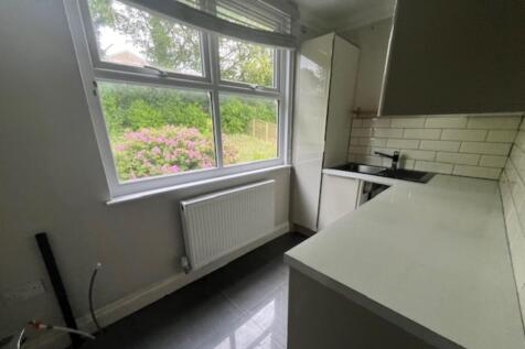 The Beeches, 26 Whalley Road, Wilpshire, Blackburn, BB1 9JT