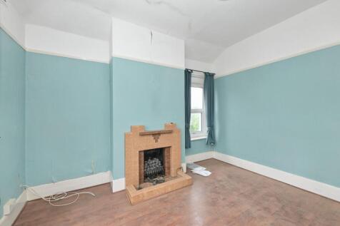 1 ,1A, 2 Mount Zion, Benfleet, Essex SS7 2AR