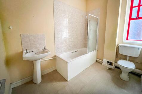 1-6 West End House, Marshfield Road, Chippenham, SN15 1JZ