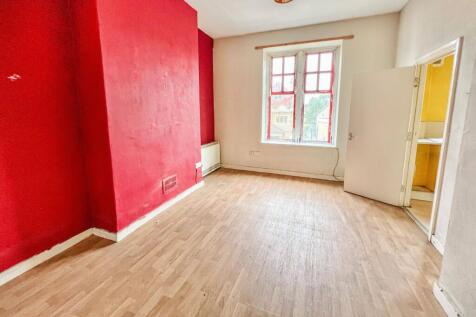 1-6 West End House, Marshfield Road, Chippenham, SN15 1JZ