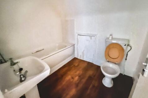 1-6 West End House, Marshfield Road, Chippenham, SN15 1JZ