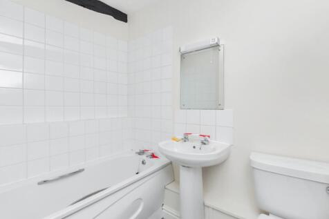 107 High Street, Witney, Oxfordshire, OX28 6HY