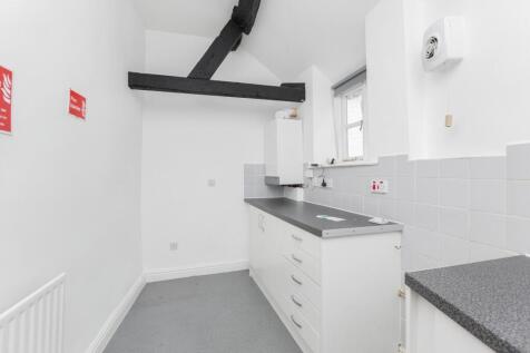 107 High Street, Witney, Oxfordshire, OX28 6HY