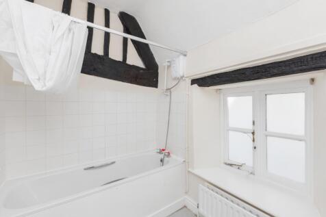 107 High Street, Witney, Oxfordshire, OX28 6HY