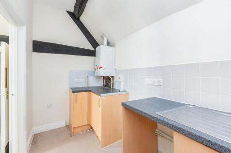 107 High Street, Witney, Oxfordshire, OX28 6HY