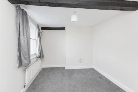 107 High Street, Witney, Oxfordshire, OX28 6HY