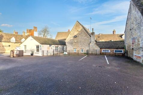 107 High Street, Witney, Oxfordshire, OX28 6HY