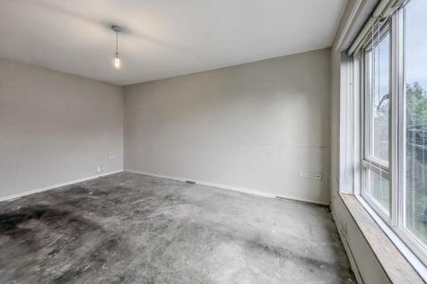 87 Cambo Place, North Shields, Tyne and Wear, NE30 3RL