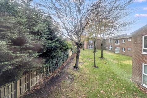 87 Cambo Place, North Shields, Tyne and Wear, NE30 3RL