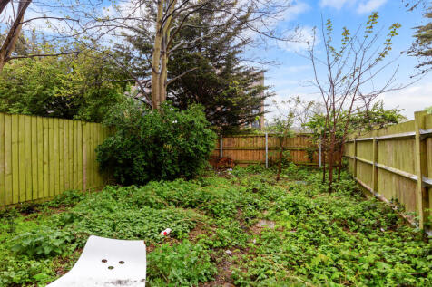 12 Harlesden Gardens, Harlesden, London, NW10 4EX