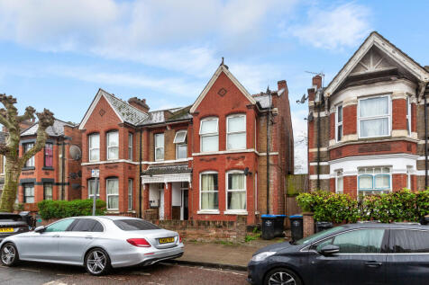 12 Harlesden Gardens, Harlesden, London, NW10 4EX