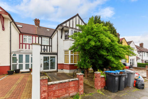 37 Oxgate Gardens, Cricklewood, London NW2 6EA