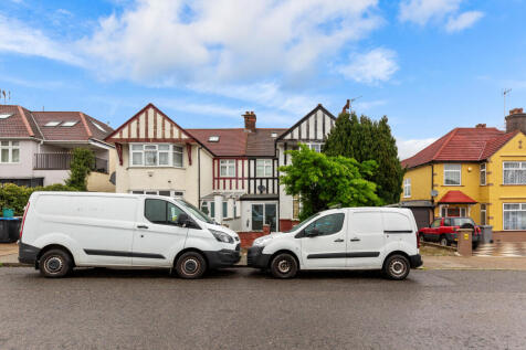 37 Oxgate Gardens, Cricklewood, London NW2 6EA
