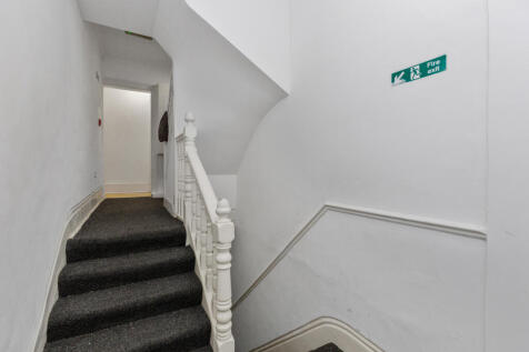 52 Acton Lane, Harlesden, London NW10 8TU