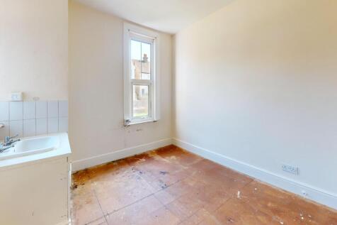 64 Chart Lane, Reigate, Surrey, RH2 7DZ
