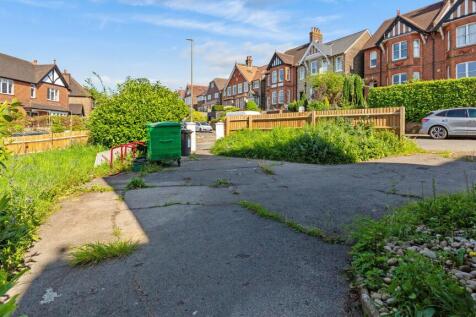 64 Chart Lane, Reigate, Surrey, RH2 7DZ