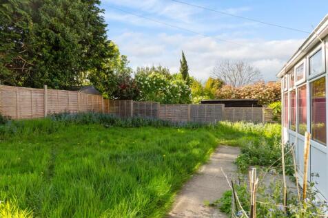 64 Chart Lane, Reigate, Surrey, RH2 7DZ