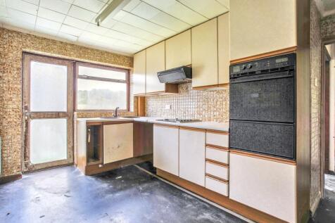 10 Millbrook Avenue, Atherton, Manchester M46 9LL