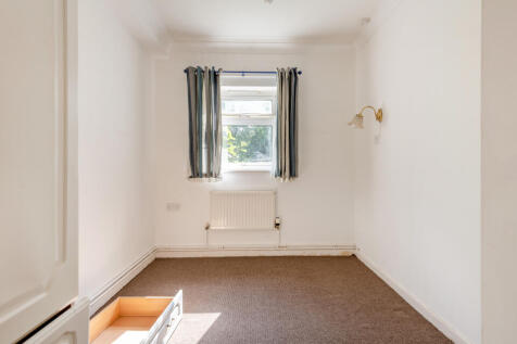 Pembridge House, Salisbury Road, Fordingbridge, Hampshire, SP6 1QT