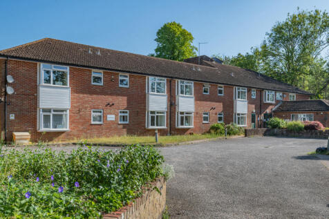 Pembridge House, Salisbury Road, Fordingbridge, Hampshire, SP6 1QT