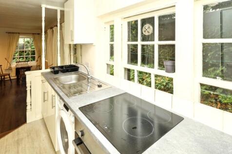 The Lodge, Corringham Court, Corringham Road, London NW11 7BU