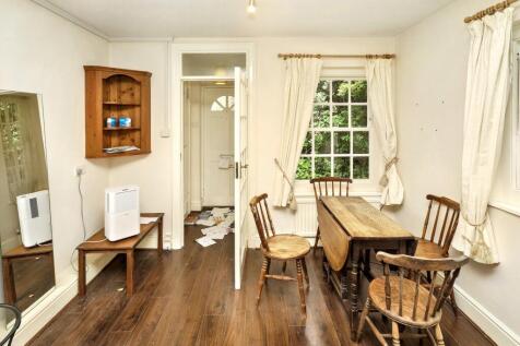 The Lodge, Corringham Court, Corringham Road, London NW11 7BU