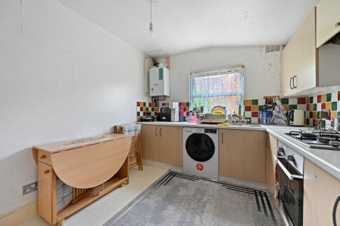 142 Becklow Road, London, W12 9HJ