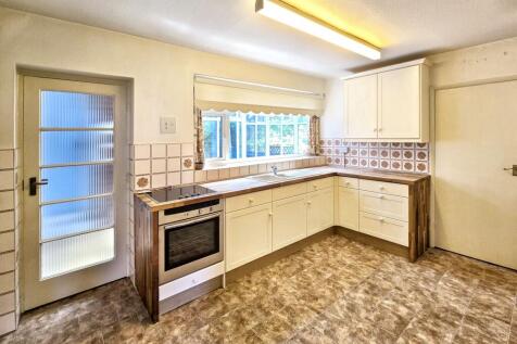 25 Westbrook Drive, Chesterfield, S40 3PQ