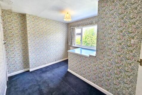 25 Westbrook Drive, Chesterfield, S40 3PQ