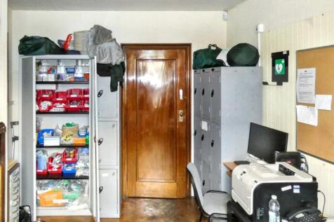 St John Ambulance, 27 Fleetgate, Barton-upon-Humber, Lincolnshire DN18 5QA