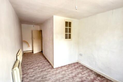 43 Church Street, Maiden Bradley, Warminster, Wiltshire BA12 7HW