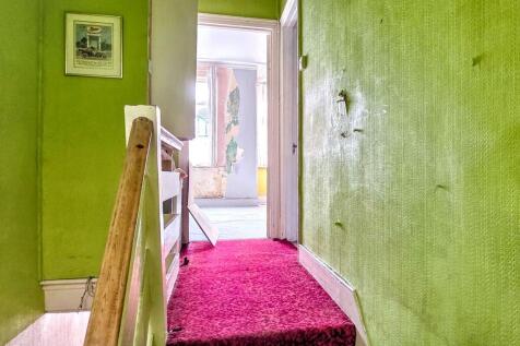 79a Drayton Road, Willesden, London, NW10 4DG