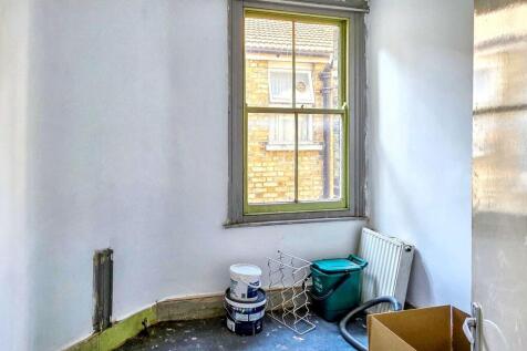 79a Drayton Road, Willesden, London, NW10 4DG