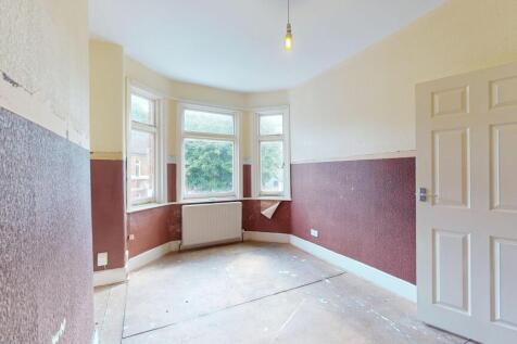 4 &amp; 4A Isla Road, Plumstead, London, SE18 3AA