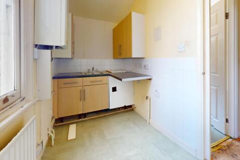 4 &amp; 4A Isla Road, Plumstead, London, SE18 3AA
